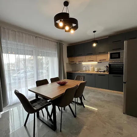 Natali Apartment