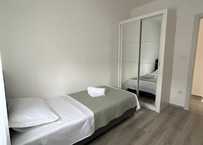 Natali Apartament *